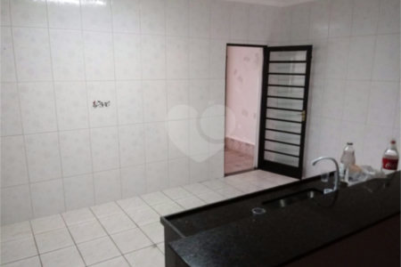 Casa à venda com 3 quartos em Jardim Santa Lúcia, Sorocaba, SP