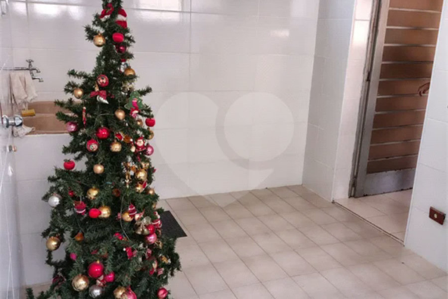 Casa à venda ou para alugar com 5 quartos, sendo 2 suítes, em Jardim Dos Estados, Poços de Caldas - MG