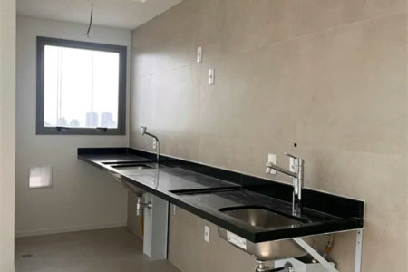 Apartamento à venda com 3 quartos, sendo 1 suíte,  em Pinheiros, São Paulo, SP