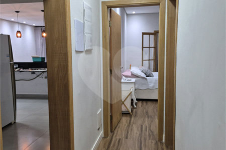 Casa à venda com 4 quartos, sendo 3 suítes, no condomínio Vilaggio Araçoiaba, Araçoiaba da Serra - SP