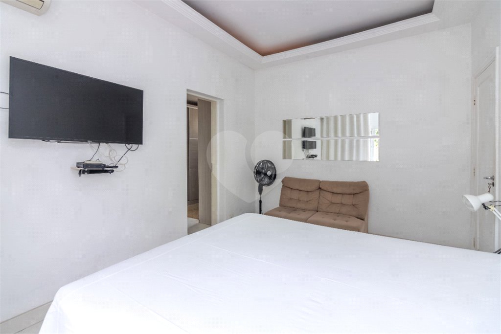 Casa à venda com 3 quartos, sendo 1 suíte, em Chácara Santo Antônio (zona Sul), São Paulo, SP