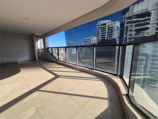 Apartamento à venda com 3 suítes em Chácara Santo Antônio (zona Sul), São Paulo, SP