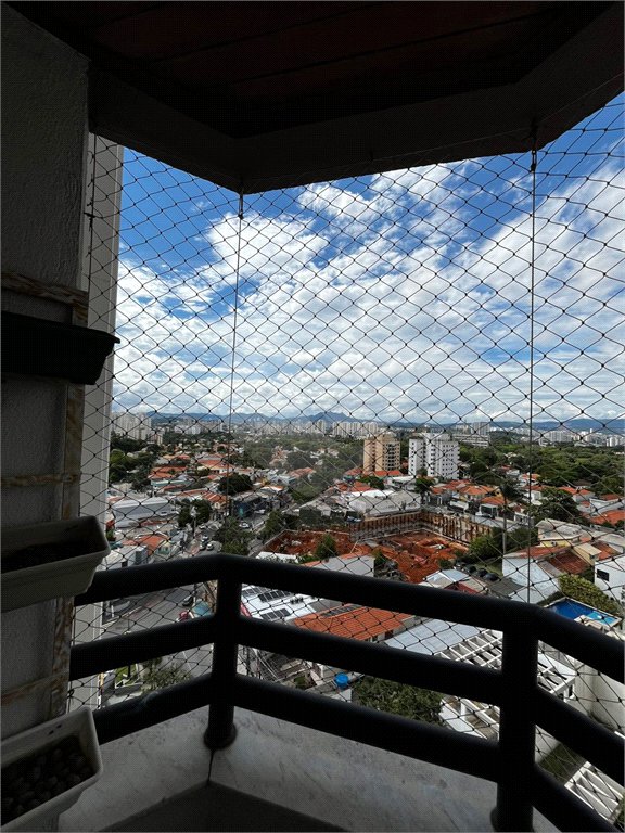Apartamento à venda com 3 quartos, sendo 1 suíte,  em Alto da Lapa, São Paulo, SP