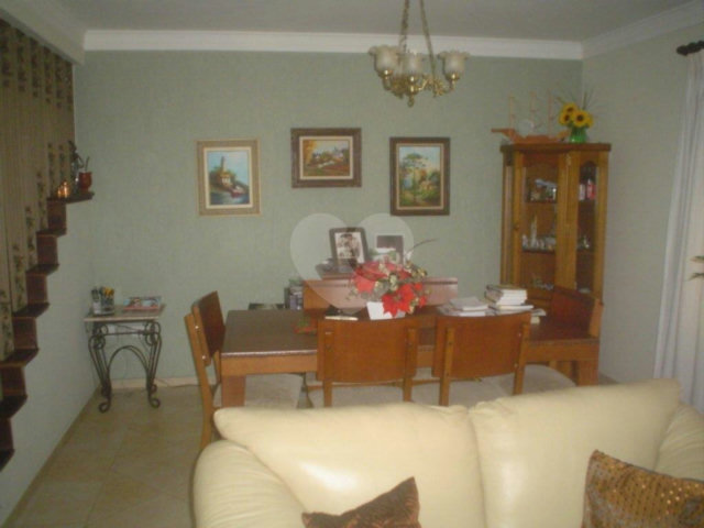 Sobrado à venda com 3 quartos, sendo 2 suítes,  em Tremembé, São Paulo, SP