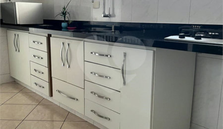 Apartamento à venda com 2 quartos, sendo 1 suíte,  em Vila Mogilar, Mogi das Cruzes, SP