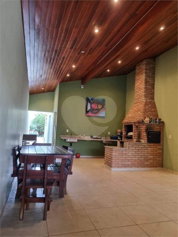 Casa à venda com 3 quartos, sendo 1 suíte, em Jardim Celani, Salto, SP