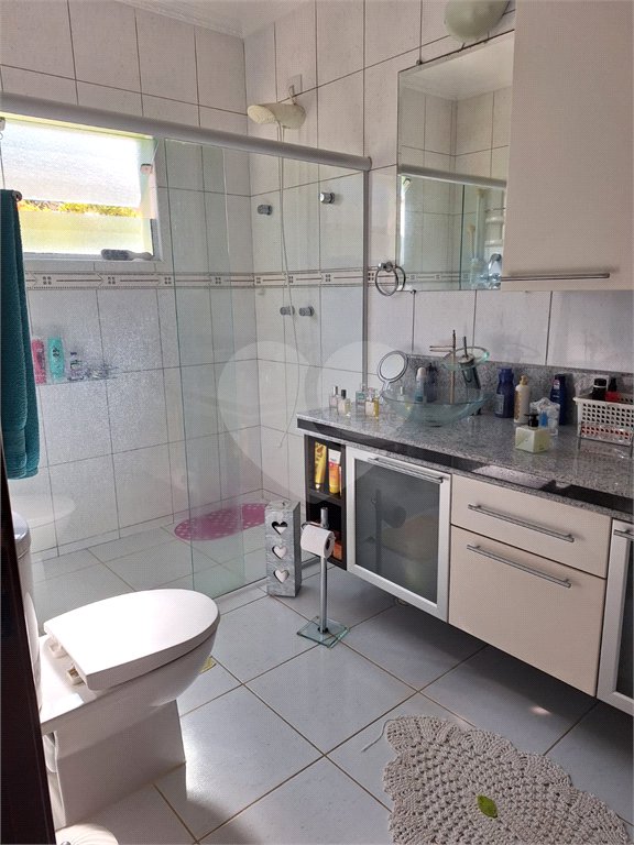 Casa à venda com 4 suítes no condomínio Bougainville, Peruíbe - SP