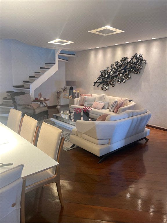 Apartamento à venda com 4 quartos, sendo 2 suítes, em Baeta Neves, São Bernardo do Campo, SP