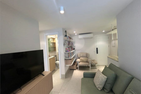 Apartamento à venda com 2 quartos, sendo 1 suíte, em Chácara Santo Antônio (zona Sul), São Paulo, SP