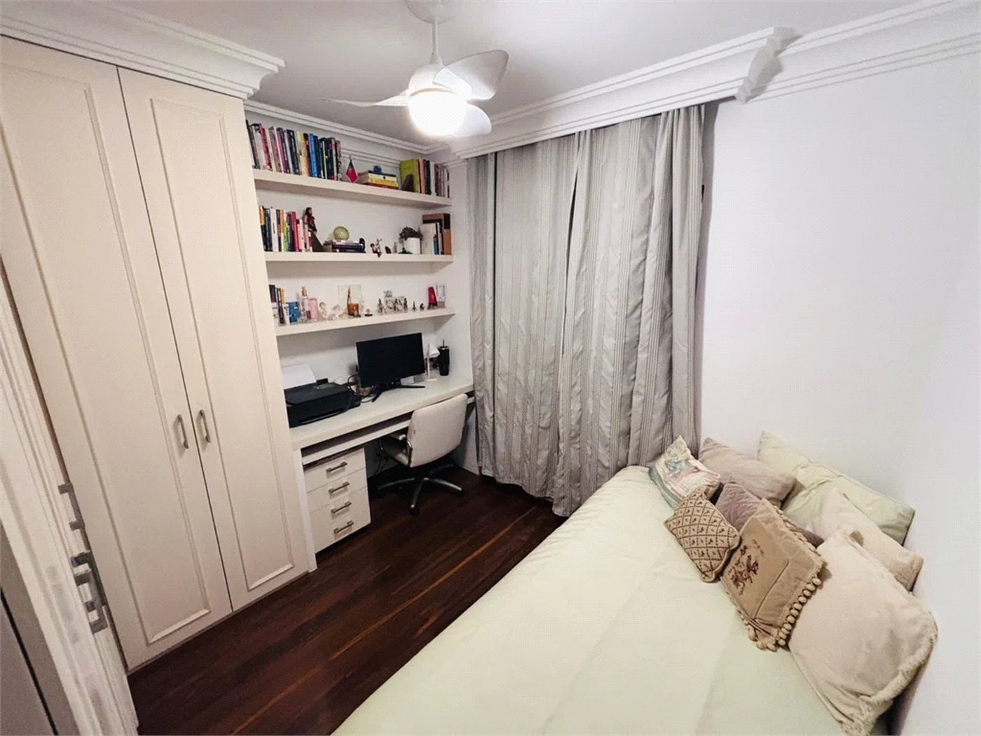 Apartamento à venda com 3 quartos, sendo 1 suíte, em Vila Suzana, São Paulo, SP