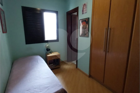 Apartamento à venda com 3 quartos, sendo 2 suítes,  em Vila Gilda, Santo André, SP
