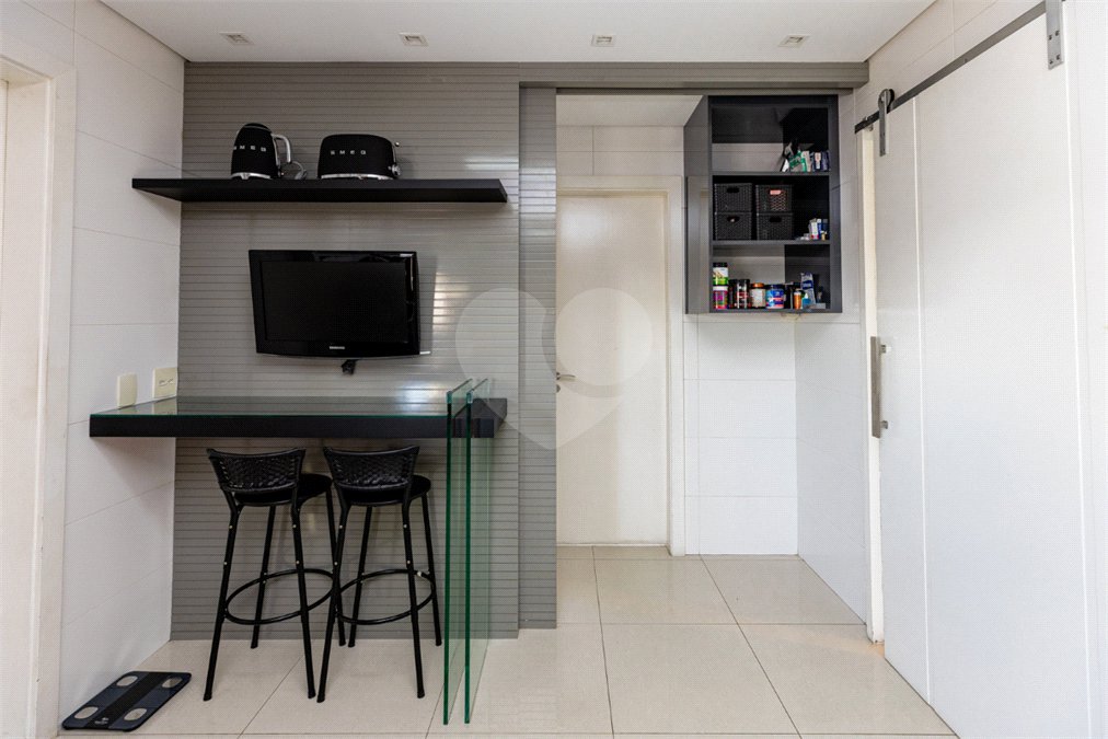 Apartamento à venda com 4 quartos, sendo 3 suítes, em Campo Belo, São Paulo, SP