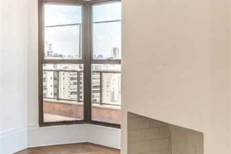 Apartamento à venda com 4 quartos, sendo 3 suítes,  em Vila Andrade, São Paulo, SP