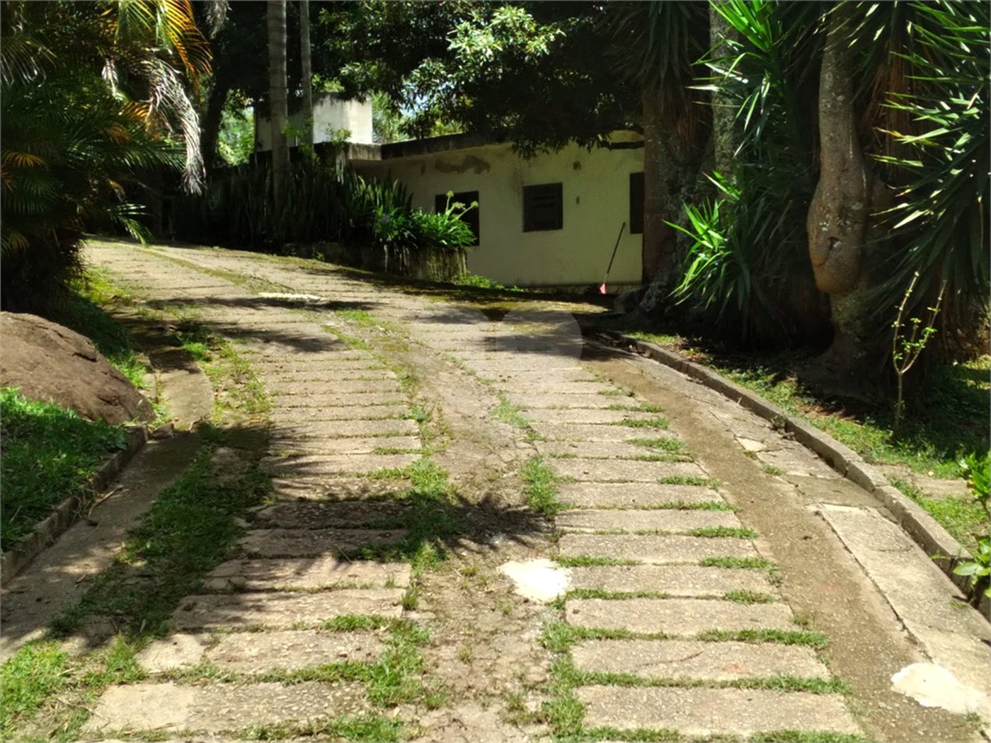 Casa à venda com 3 quartos, sendo 1 suíte, em Serra da Cantareira, Mairiporã, SP