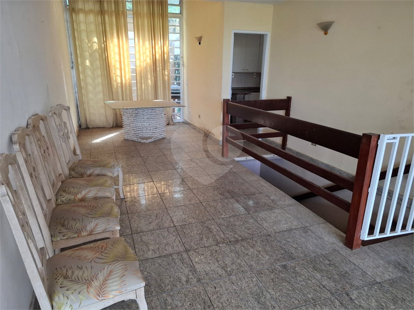 Casa à venda com 4 quartos, sendo 3 suítes, em Jardim São Bento, São Paulo, SP