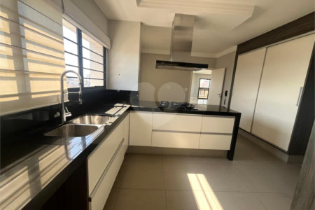 Apartamento à venda com 3 suítes no Centro, Sorocaba, SP