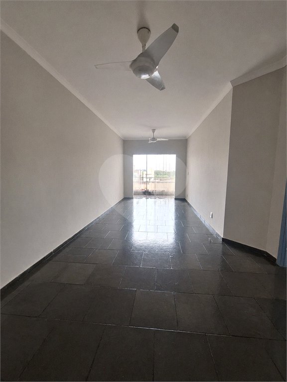 Apartamento à venda com 3 quartos, sendo 1 suíte,  em Condomínio Itamaraty, Ribeirão Preto, SP