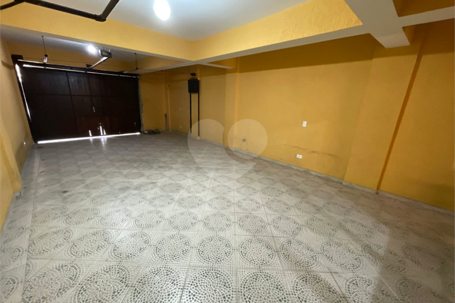 Sobrado à venda com 4 quartos, sendo 1 suíte, em Vila Nova Cachoeirinha, São Paulo, SP