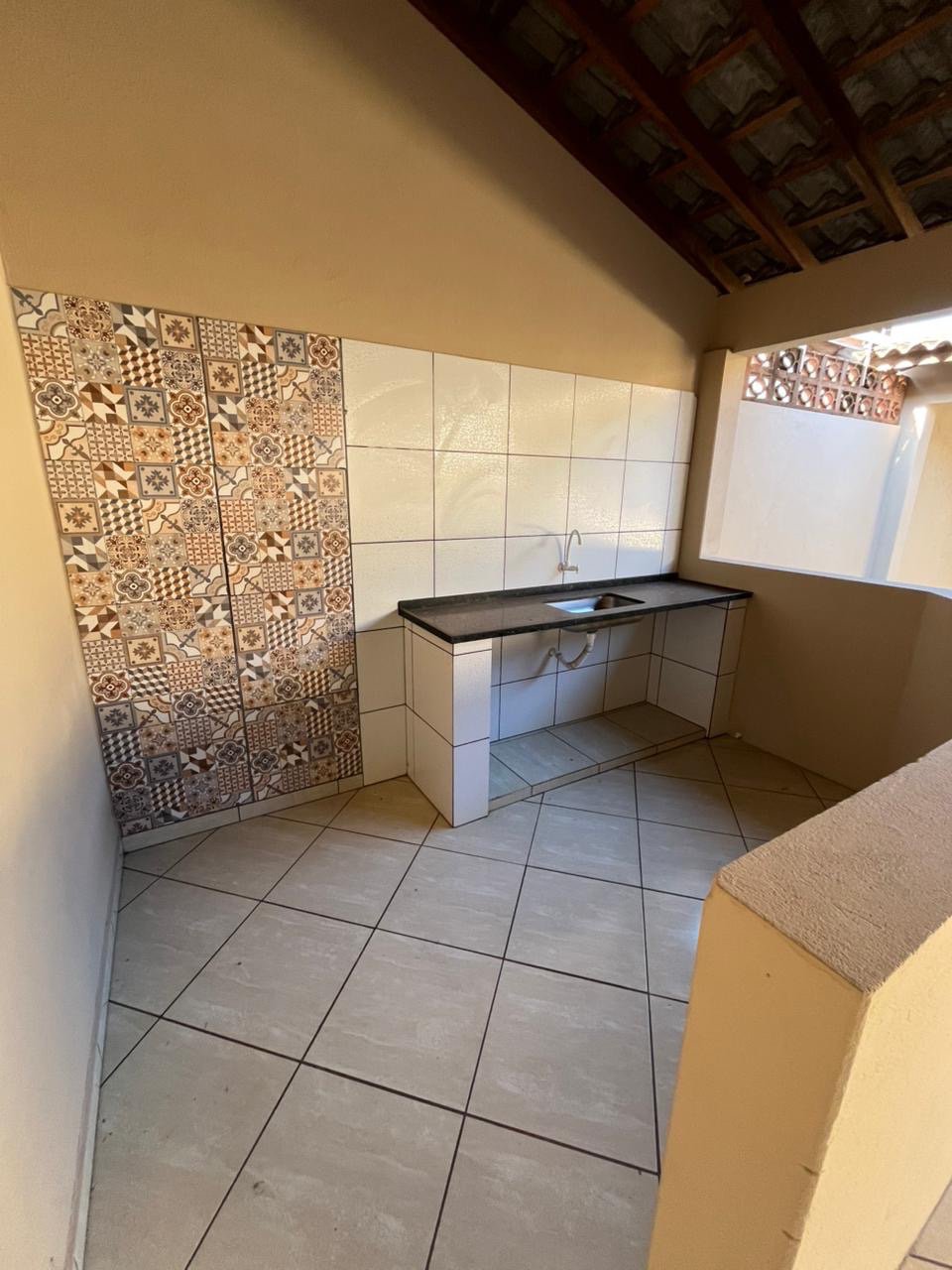 Casa à venda com 4 quartos, sendo 1 suíte,  em Jardim Maristela, Três Lagoas, MS