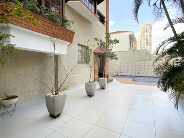 Casa à venda com 3 quartos, sendo 1 suíte,  em Santana, São Paulo, SP