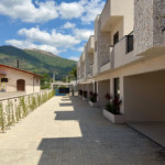 Casa à venda com 3 suítes no condomínio Celina Residencial, Atibaia - SP