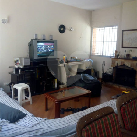 Casa Térrea à venda com 3 quartos, sendo 1 suíte,  em Jardim Prudência, São Paulo, SP