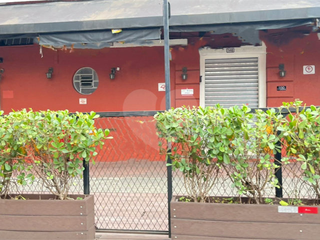 Prédio à venda em Vila Mariana, São Paulo, SP
