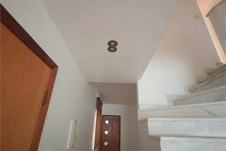 Sobrado à venda com 3 quartos, sendo 1 suíte, em Jardim Bonfiglioli, São Paulo, SP