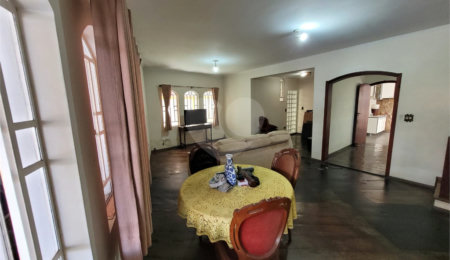 Casa à venda com 3 quartos, sendo 1 suíte, em Parque da Lapa, São Paulo, SP