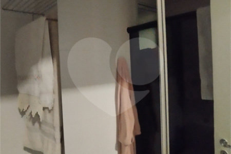 Apartamento à venda ou para alugar com 3 suítes em Vila Anastácio, São Paulo, SP