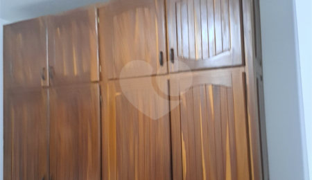 Casa à venda com 3 quartos, sendo 1 suíte,  em Jardim das Estações (vila Xavier), Araraquara, SP