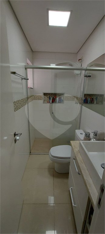Casa à venda com 3 quartos, sendo 1 suíte, no condomínio Ville Resedá, São Paulo - SP