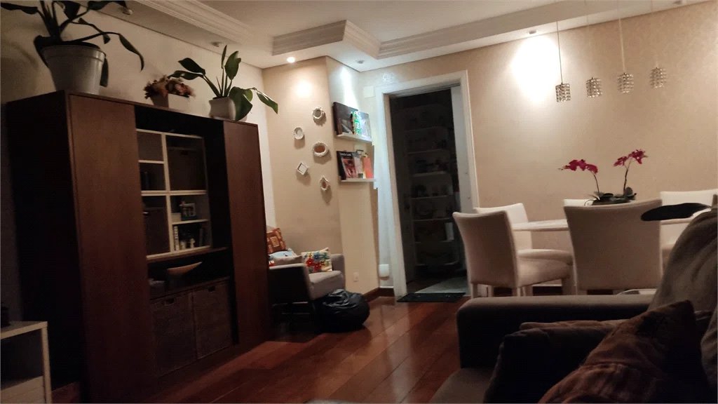 Apartamento à venda com 3 quartos, sendo 1 suíte, em Jardim Taboão, São Paulo, SP
