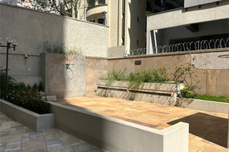 Apartamento à venda com 2 quartos, sendo 1 suíte,  em Itaim Bibi, São Paulo, SP