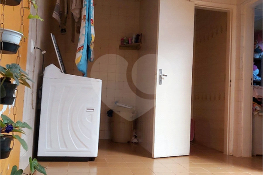 Sobrado à venda com 3 quartos, sendo 1 suíte, em Vila Irmãos Arnoni, São Paulo, SP
