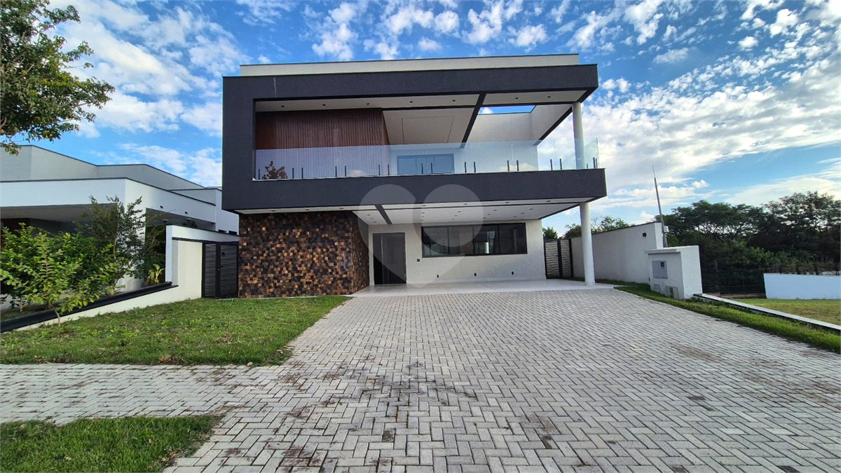 Casa à venda com 4 suítes no condomínio Alphaville Nova Esplanada 3, Votorantim - SP