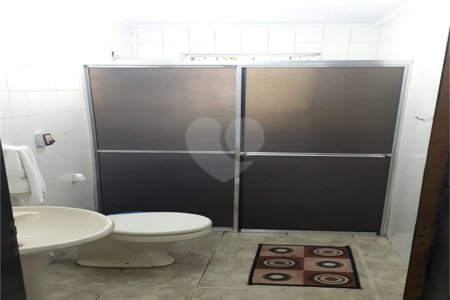 Sobrado à venda com 2 quartos em Vila dos Remédios, São Paulo, SP