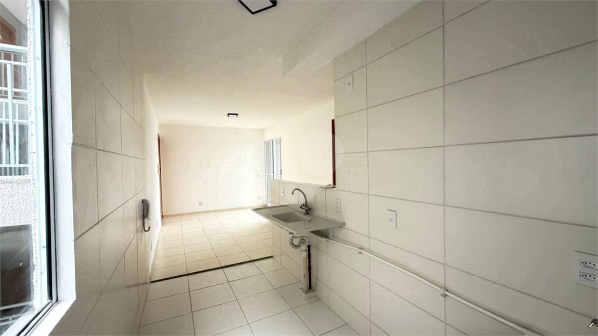 Apartamento à venda com 2 quartos em Guaratiba, Rio de Janeiro, RJ