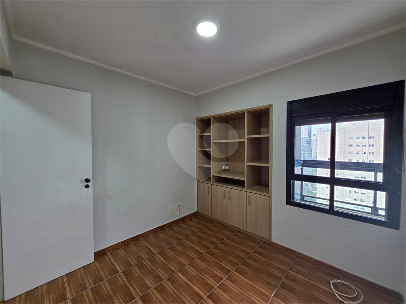 Apartamento à venda com 2 quartos, sendo 1 suíte, em Vila Olímpia, São Paulo, SP