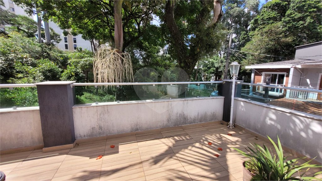 Casa de Vila à venda com 3 quartos, sendo 2 suítes, em Jardim Marajoara, São Paulo, SP