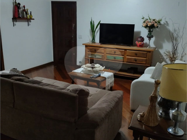 Sobrado à venda com 3 quartos, sendo 1 suíte,  em Santana, São Paulo, SP