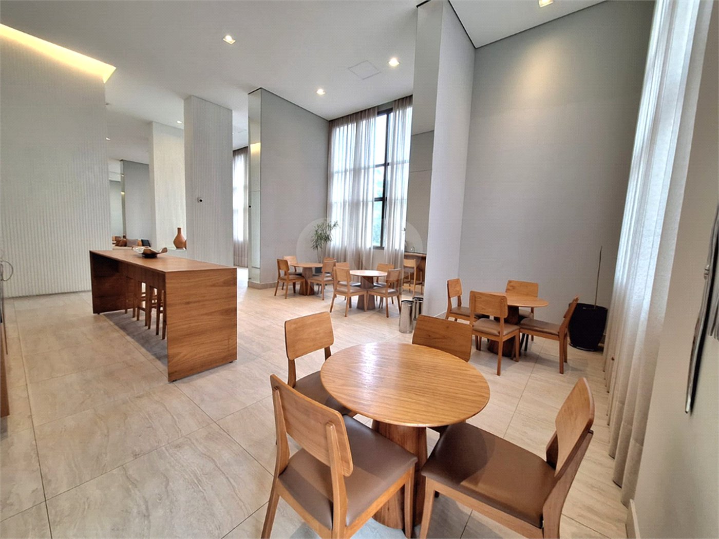 Apartamento à venda com 2 suítes em Jardim Prudência, São Paulo, SP