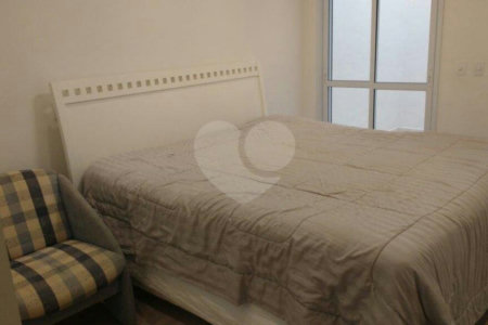 Casa Térrea à venda com 5 quartos, sendo 2 suítes, em Água Fria, São Paulo, SP