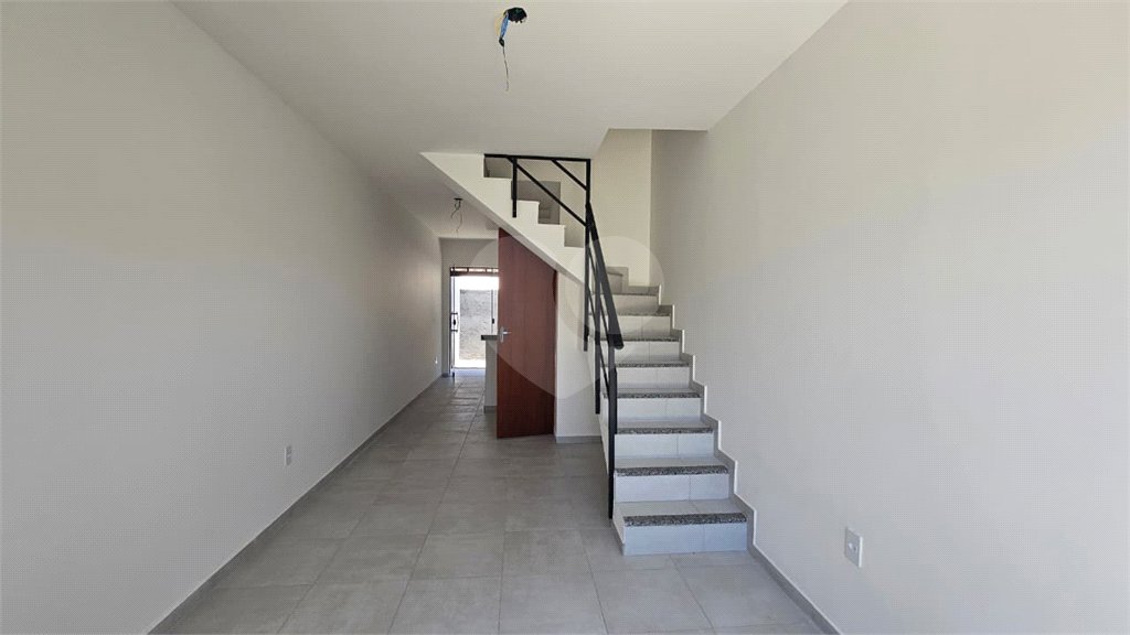 Casa à venda com 2 quartos no condomínio Mirela, Rio de Janeiro - RJ