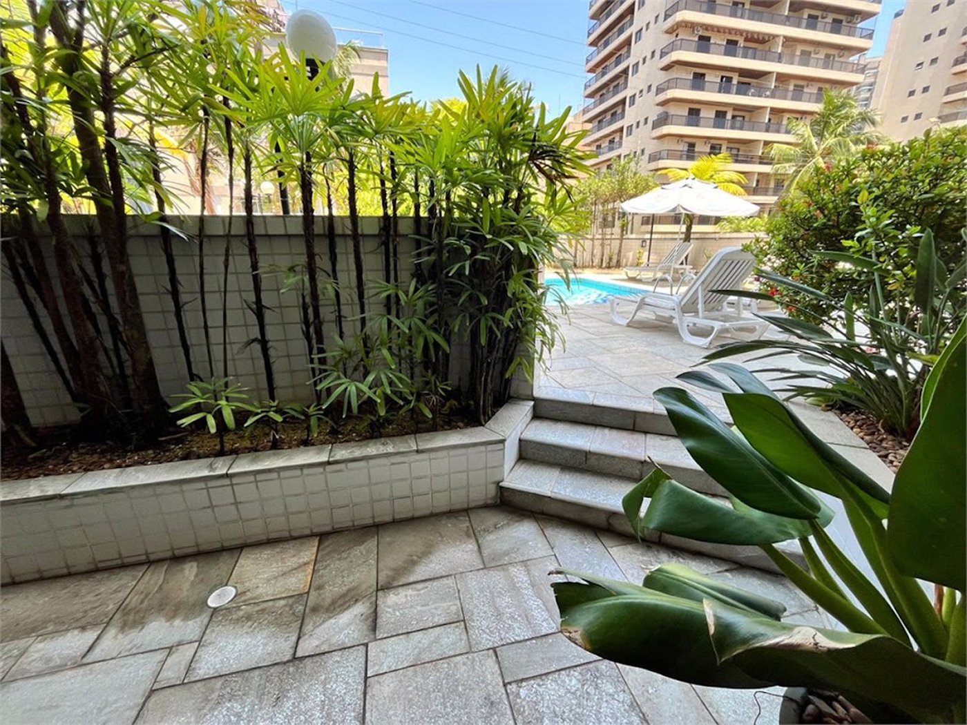 Apartamento Residencial à venda, Enseada, Guarujá - AP0868.