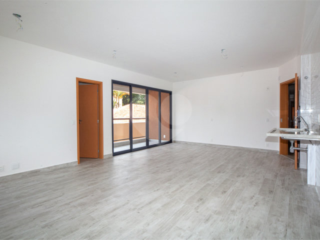 Apartamento à venda com 2 quartos, sendo 1 suíte,  em Alto da Boa Vista, São Paulo, SP