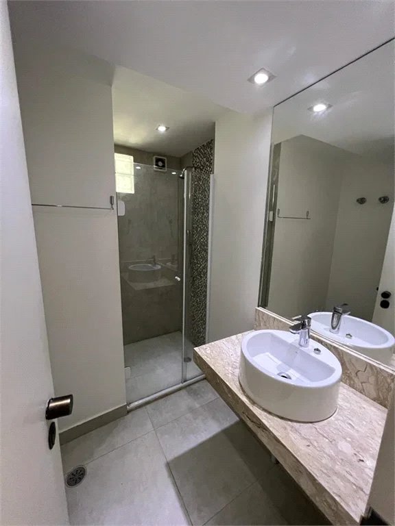 Apartamento à venda com 3 quartos, sendo 2 suítes, em Vila Suzana, São Paulo, SP