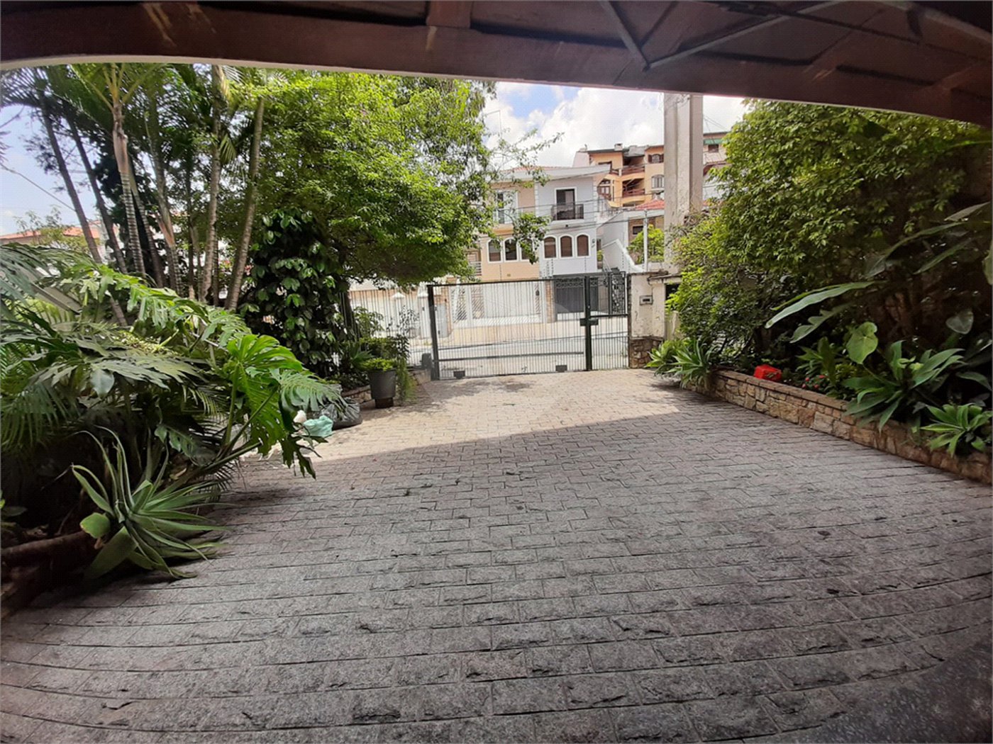 Sobrado à venda com 4 quartos, sendo 2 suítes, em Jardim Franca, São Paulo, SP