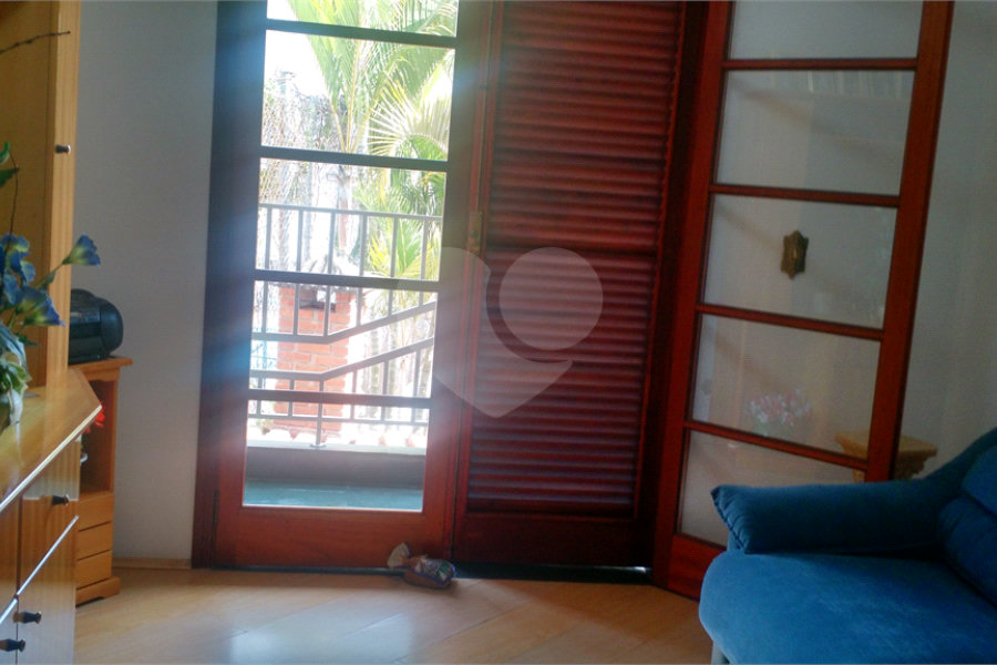 Casa à venda com 3 quartos, sendo 1 suíte, em Horto, São Paulo, SP