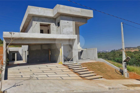 Terreno à venda com 3 quartos, sendo 1 suíte, no condomínio Elementum Residencial Atibaia, Atibaia - SP